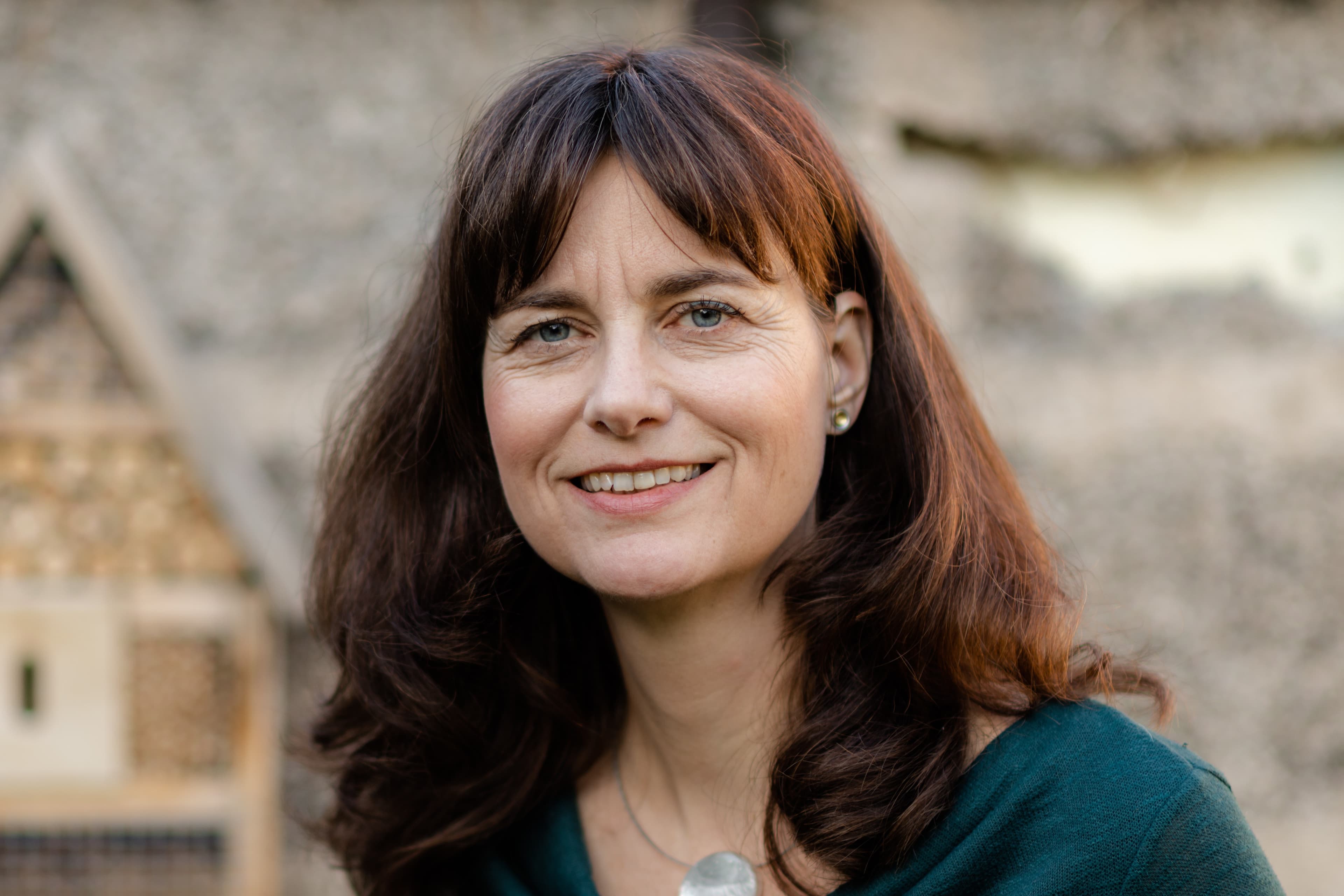 Porträtfoto von Alexandra Geese.