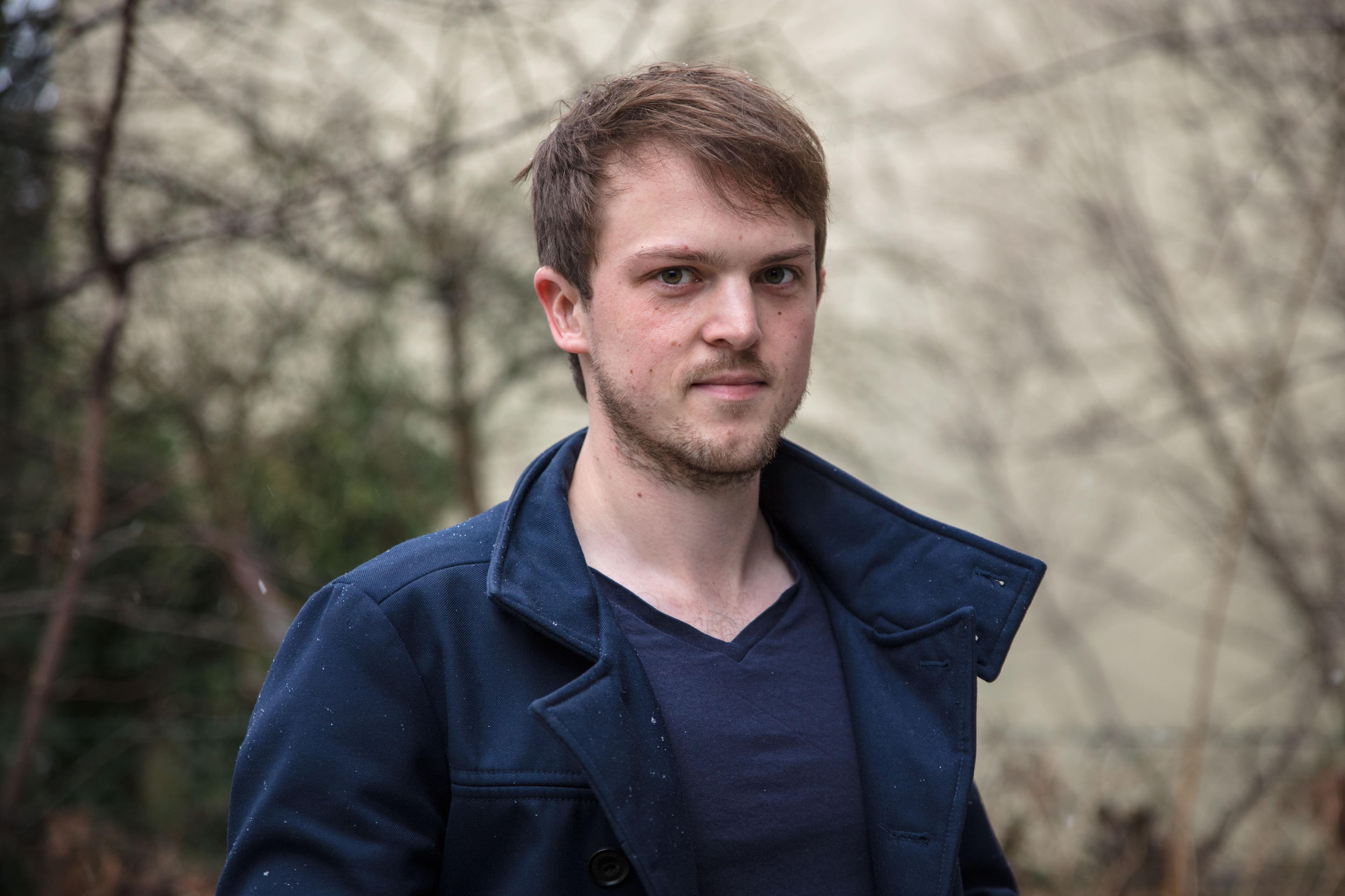 Porträtfoto von Erik Marquardt.