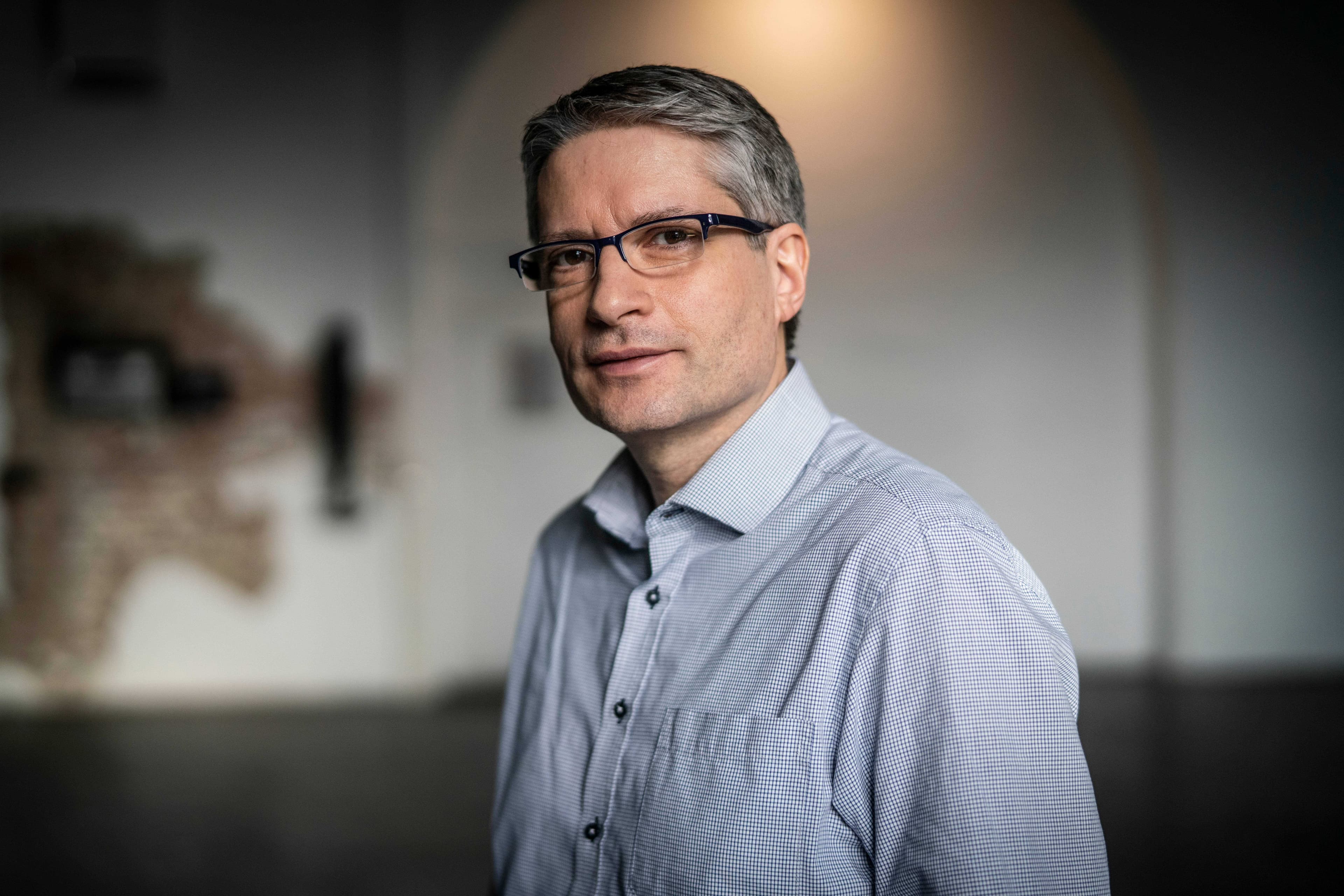 Porträtfoto von Sven Giegold.