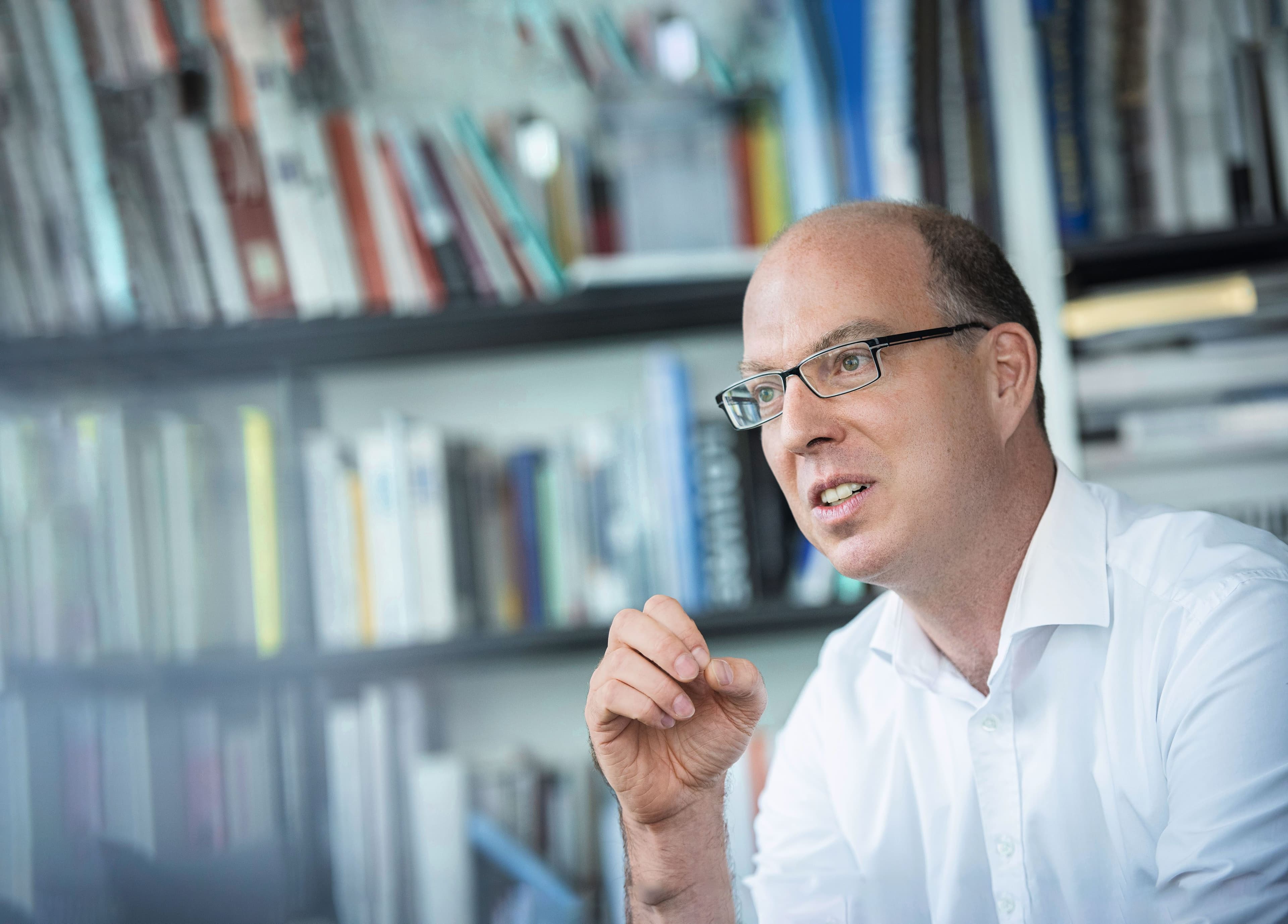 Porträtfoto von Ulrich Schulte.