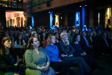 Der Saal bei der 30 Jahrfeier