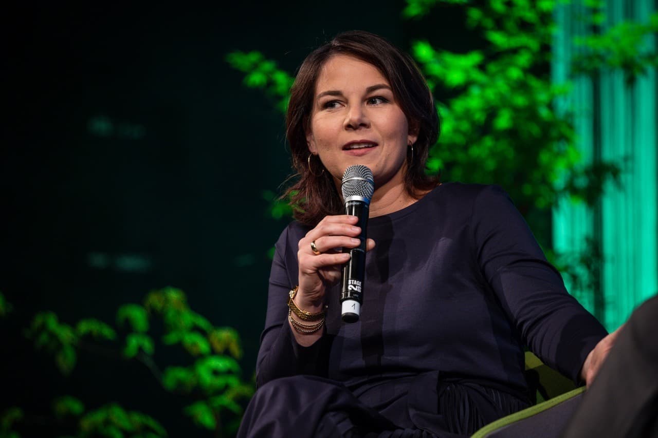 Annalena Baerbock bei der 30 Jahrfeier