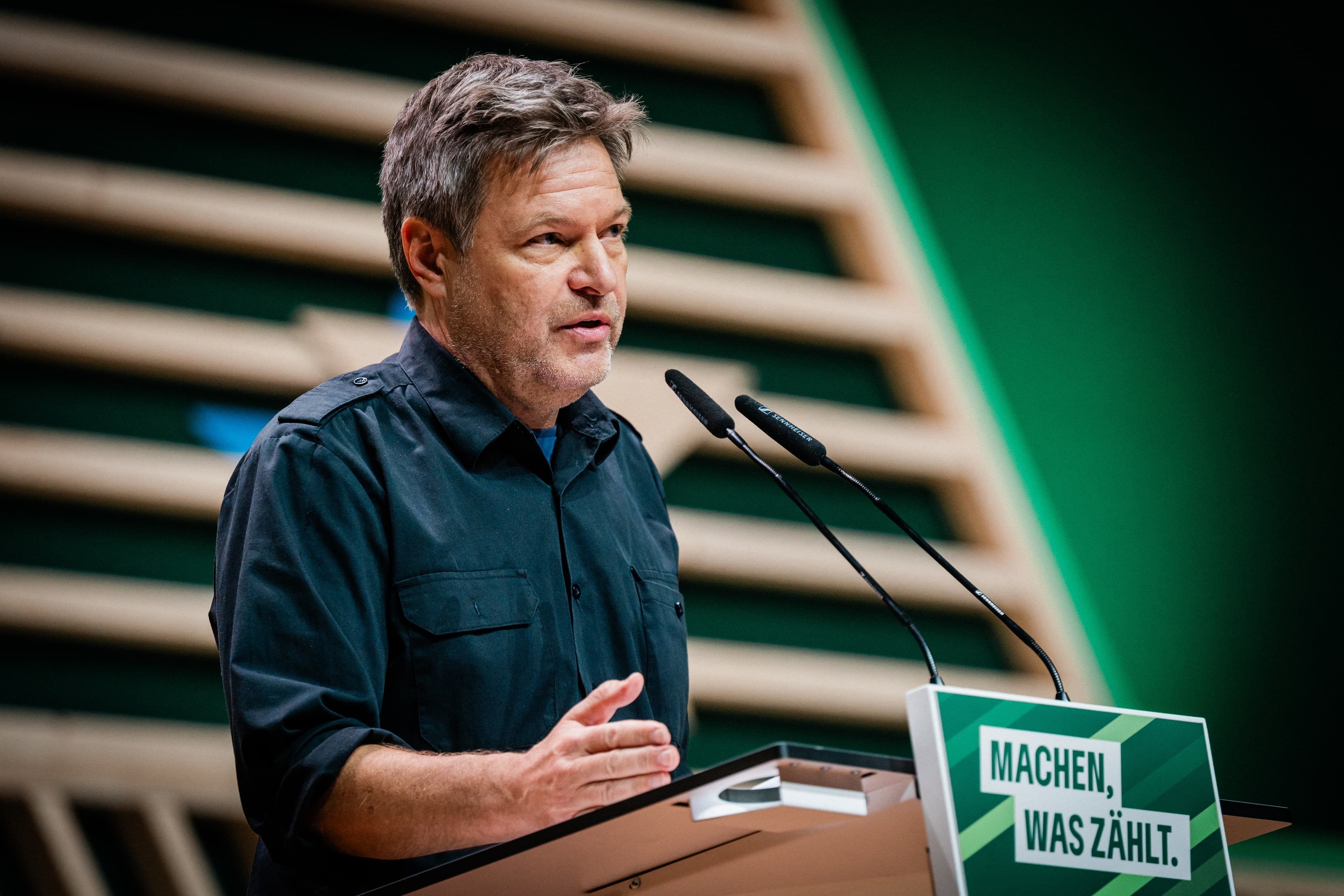 Robert Habeck auf der Bühne der BDK